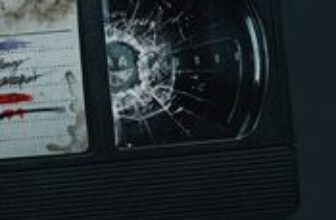 Black Mirror online subtitrat
